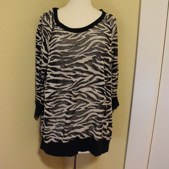 Torrid Sheer Top Blouse - Picture 2 of 5